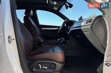 Внедорожник / Кроссовер Audi Q3 2016 в Ровно