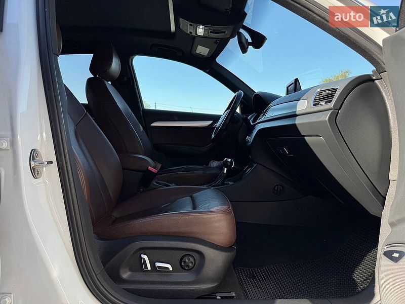 Внедорожник / Кроссовер Audi Q3 2016 в Ровно