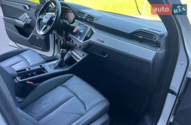 Внедорожник / Кроссовер Audi Q3 2020 в Киеве
