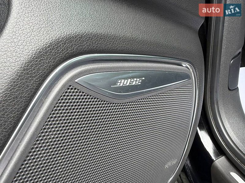 Позашляховик / Кросовер Audi Q3 2014 в Львові