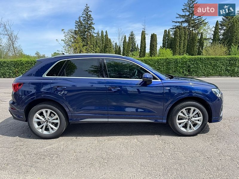 Внедорожник / Кроссовер Audi Q3 2024 в Белой Церкви