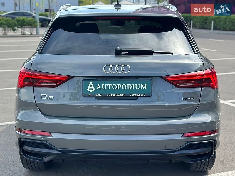 Внедорожник / Кроссовер Audi Q3 2020 в Киеве