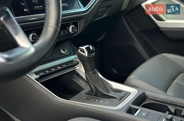 Внедорожник / Кроссовер Audi Q3 2020 в Киеве