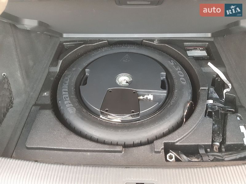 Позашляховик / Кросовер Audi Q3 2018 в Києві