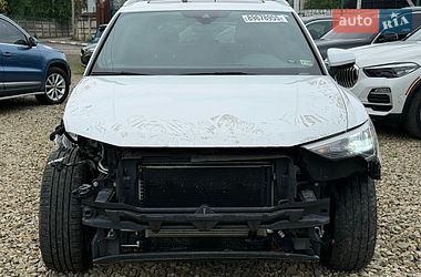 Внедорожник / Кроссовер Audi Q3 2020 в Стрые