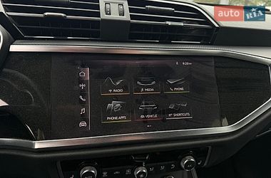 Внедорожник / Кроссовер Audi Q3 2020 в Стрые