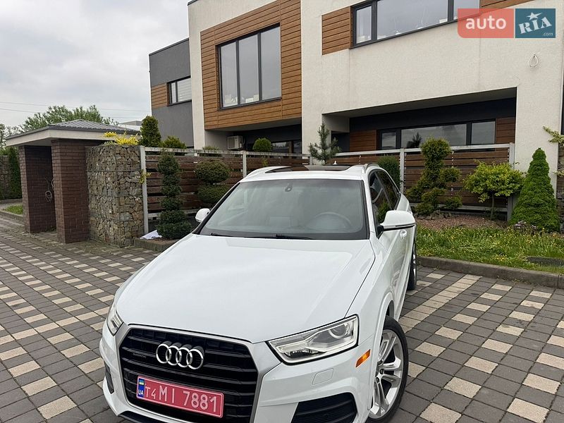 Внедорожник / Кроссовер Audi Q3 2017 в Стрые