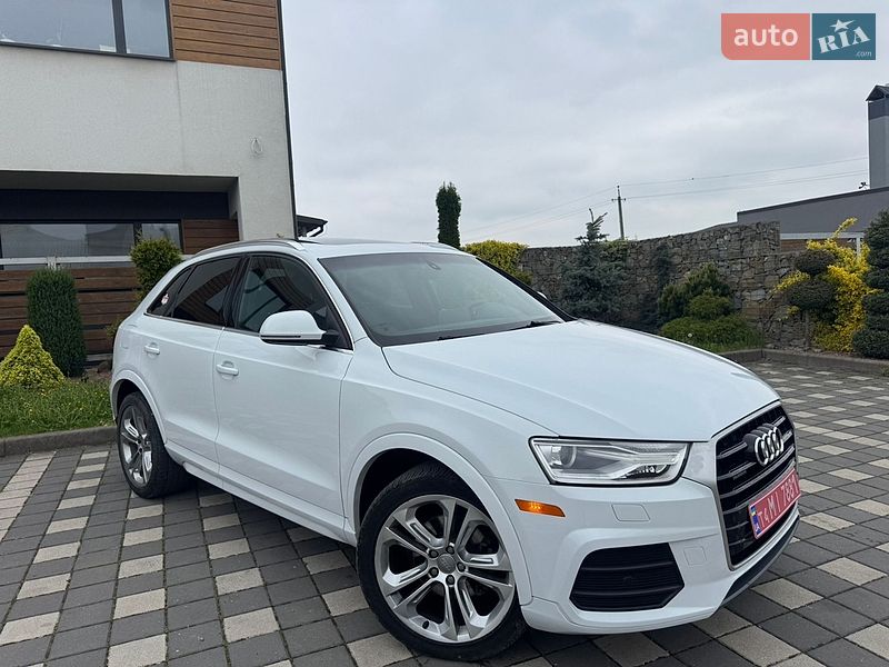 Внедорожник / Кроссовер Audi Q3 2017 в Стрые