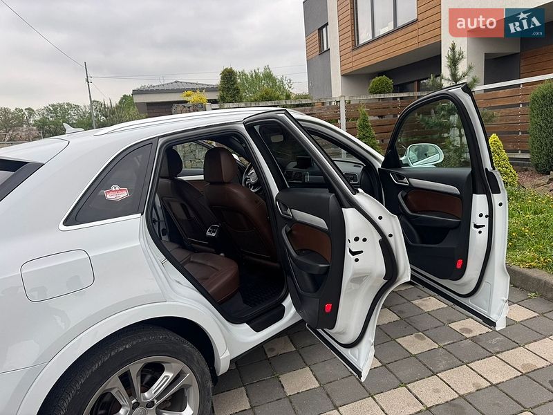 Внедорожник / Кроссовер Audi Q3 2017 в Стрые