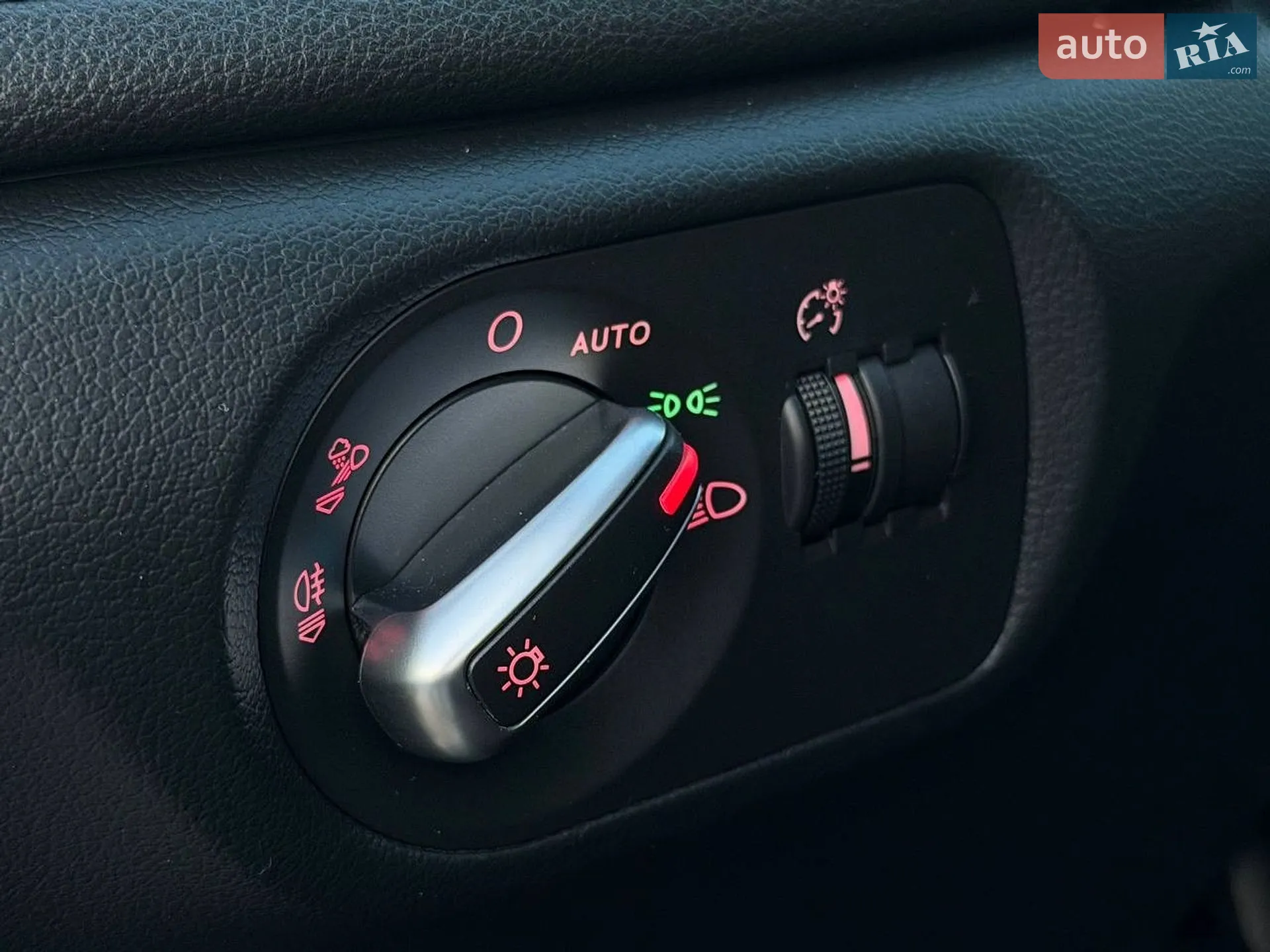 2017 Audi Q3 - мініатюра 44