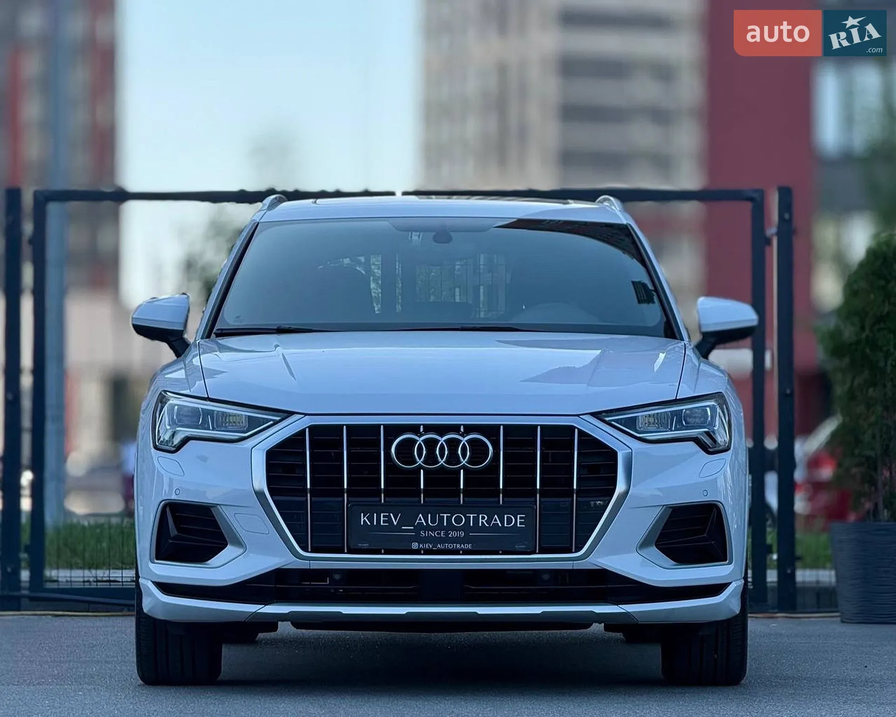 2020 Audi Q3 - мініатюра 3