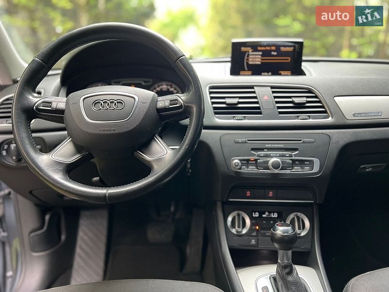 Внедорожник / Кроссовер Audi Q3 2014 в Ивано-Франковске