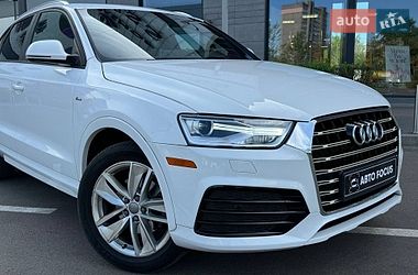Внедорожник / Кроссовер Audi Q3 2017 в Киеве