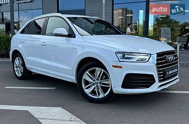 Внедорожник / Кроссовер Audi Q3 2017 в Киеве