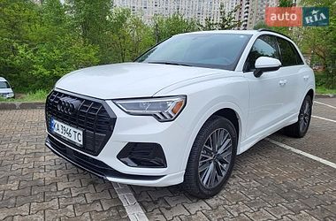 Внедорожник / Кроссовер Audi Q3 2022 в Киеве