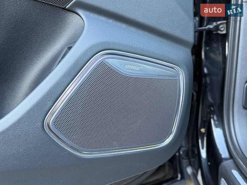 Внедорожник / Кроссовер Audi Q3 2017 в Одессе
