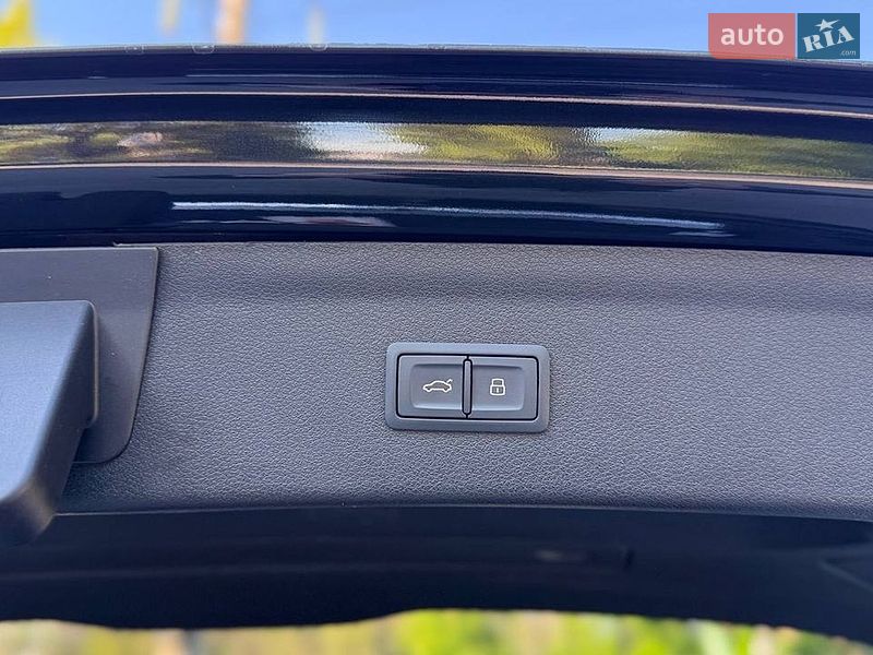 Внедорожник / Кроссовер Audi Q3 2017 в Одессе