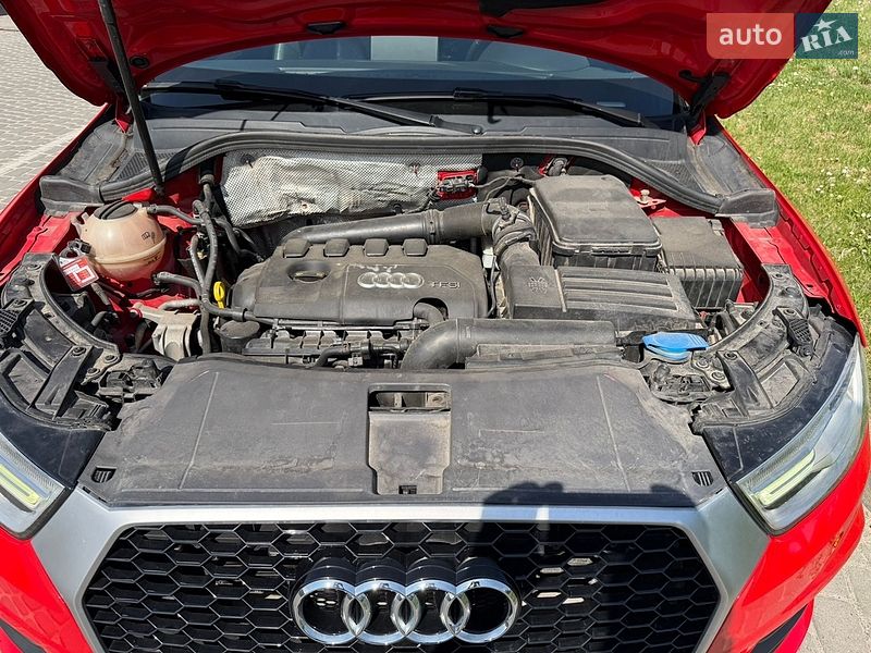 Внедорожник / Кроссовер Audi Q3 2016 в Львове