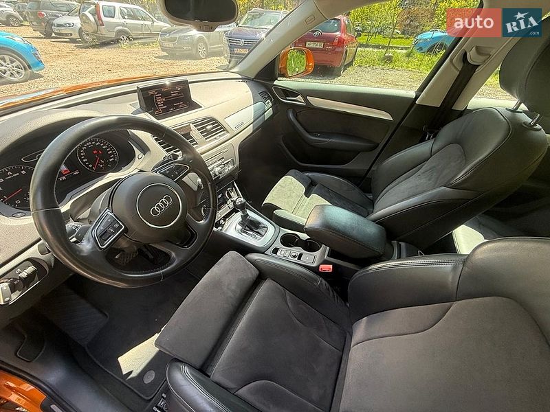 Внедорожник / Кроссовер Audi Q3 2011 в Киеве