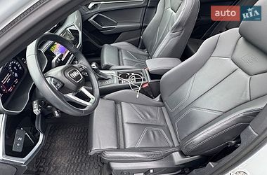 Внедорожник / Кроссовер Audi Q3 2023 в Киеве