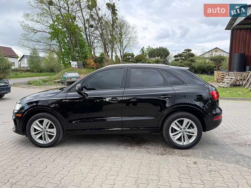 Внедорожник / Кроссовер Audi Q3 2017 в Луцке