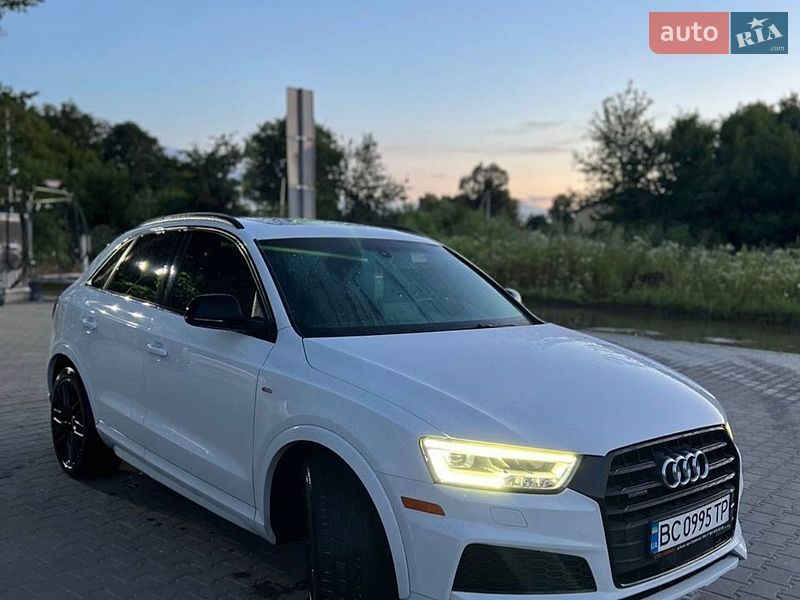 Позашляховик / Кросовер Audi Q3 2017 в Львові