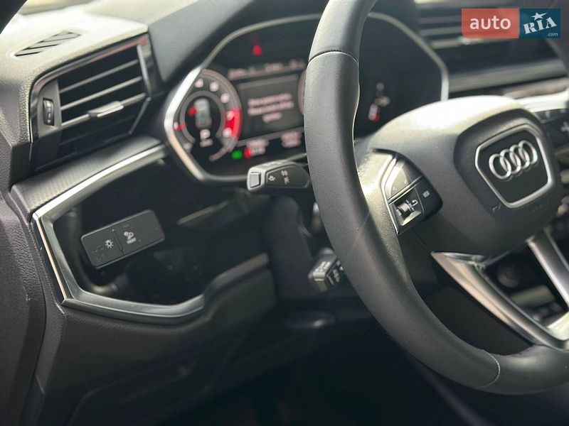 Позашляховик / Кросовер Audi Q3 2024 в Києві