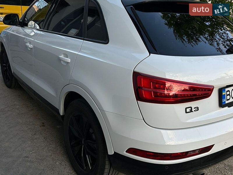 Позашляховик / Кросовер Audi Q3 2016 в Тернополі