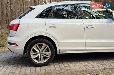 Позашляховик / Кросовер Audi Q3 2016 в Житомирі