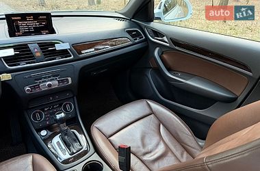 Позашляховик / Кросовер Audi Q3 2016 в Житомирі