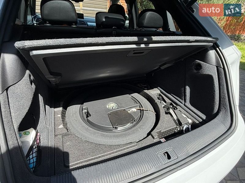 Позашляховик / Кросовер Audi Q3 2015 в Дніпрі