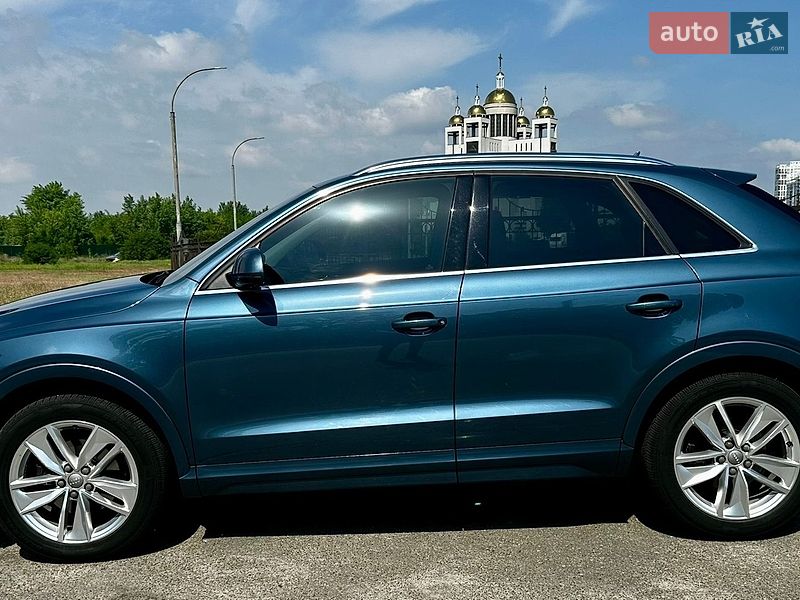 Позашляховик / Кросовер Audi Q3 2015 в Києві