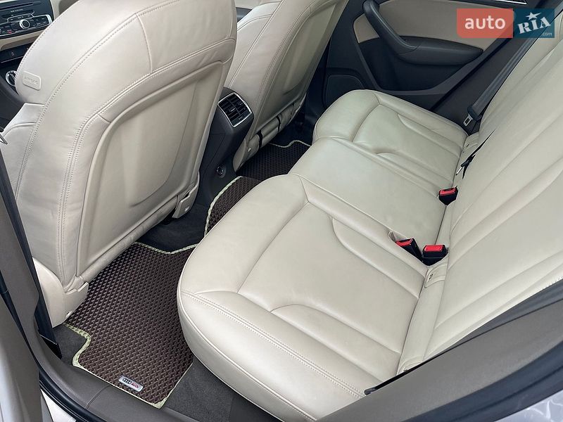 Внедорожник / Кроссовер Audi Q3 2013 в Николаеве
