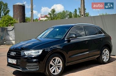 Внедорожник / Кроссовер Audi Q3 2015 в Киеве