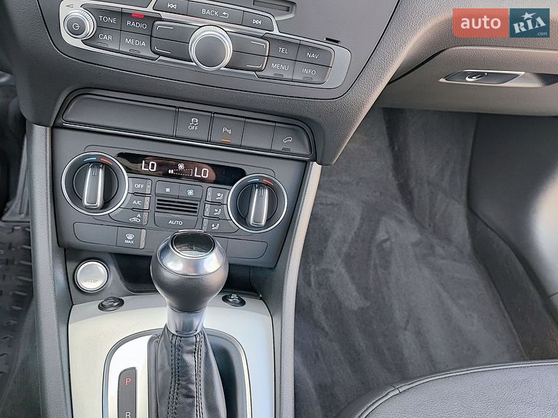 Внедорожник / Кроссовер Audi Q3 2017 в Виннице