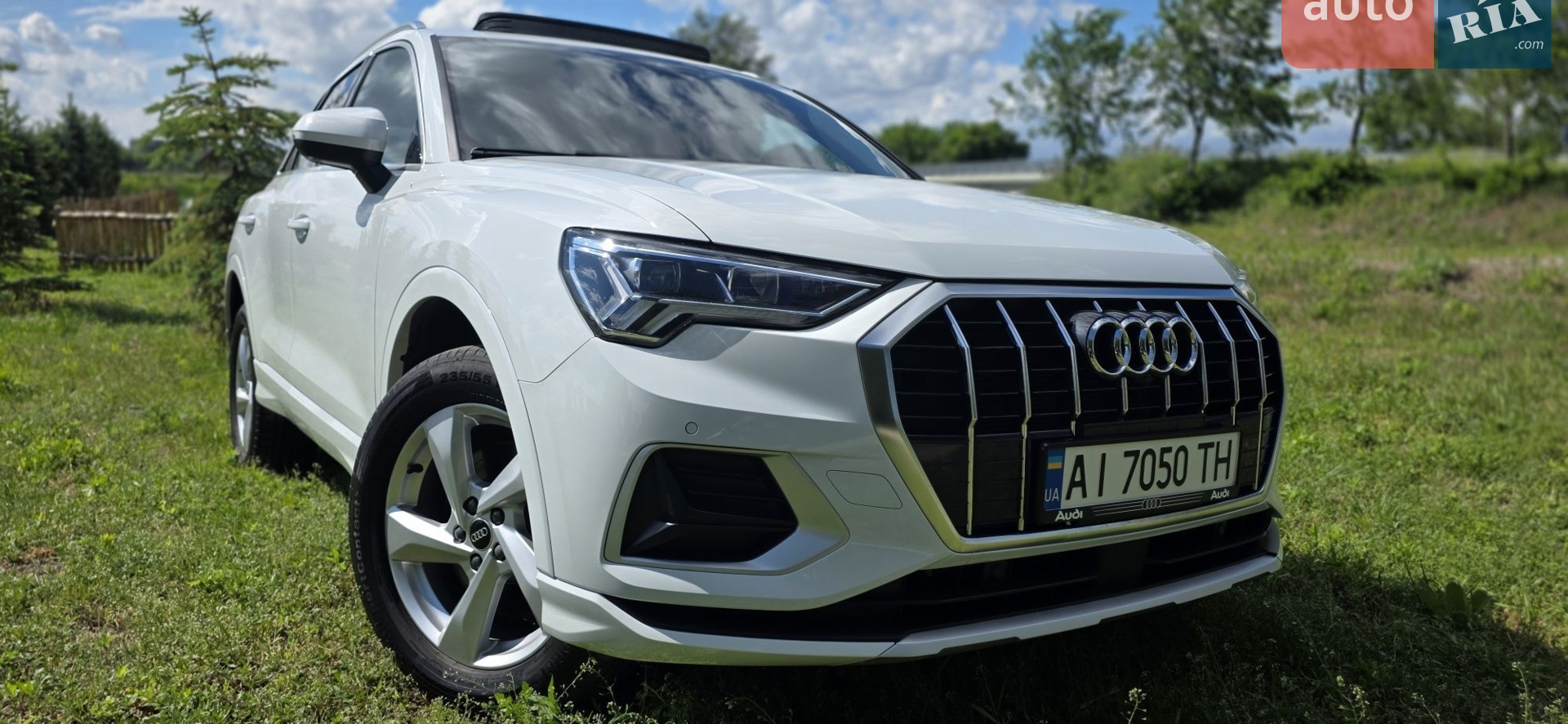 2022 Audi Q3 - фото 1