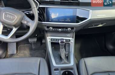 Позашляховик / Кросовер Audi Q3 2022 в Баришівка