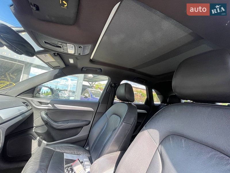Внедорожник / Кроссовер Audi Q3 2015 в Дрогобыче