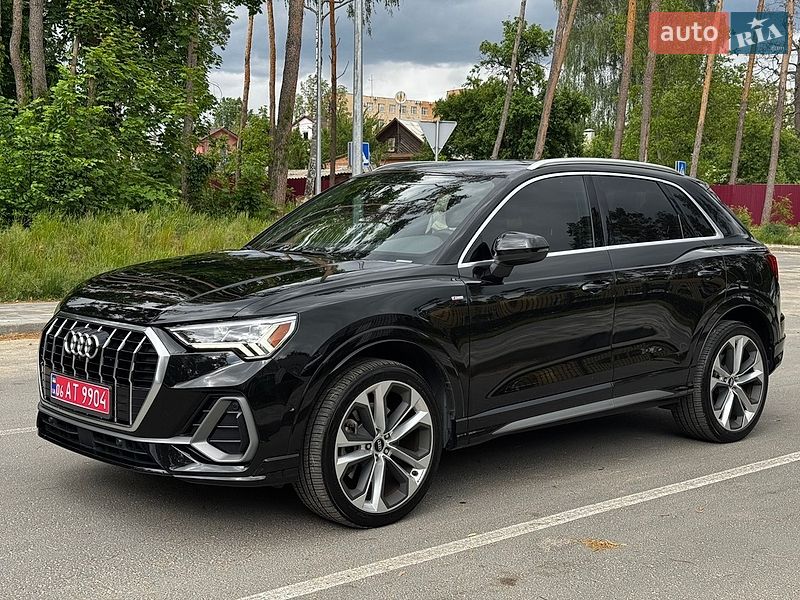Позашляховик / Кросовер Audi Q3 2020 в Житомирі