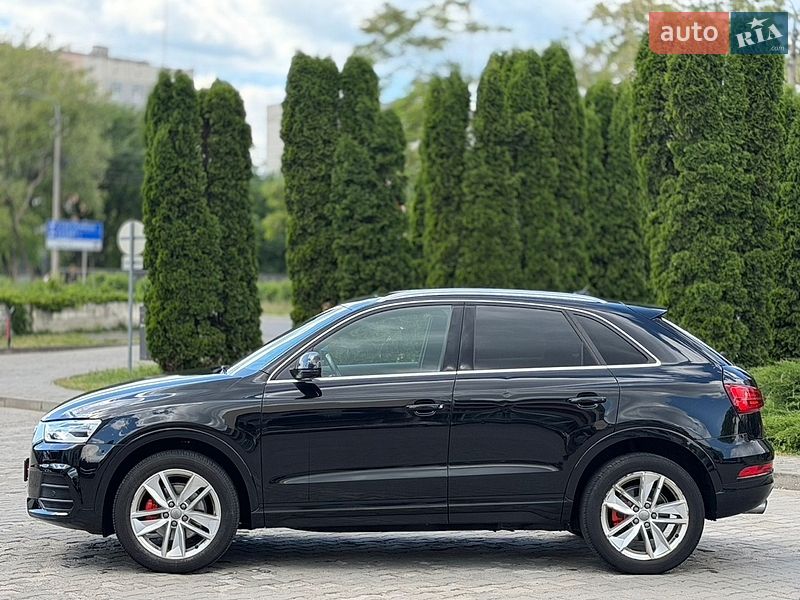 Внедорожник / Кроссовер Audi Q3 2017 в Черновцах