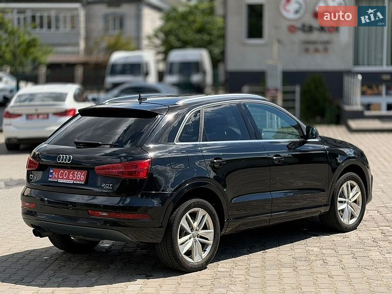 Позашляховик / Кросовер Audi Q3 2017 в Чернівцях