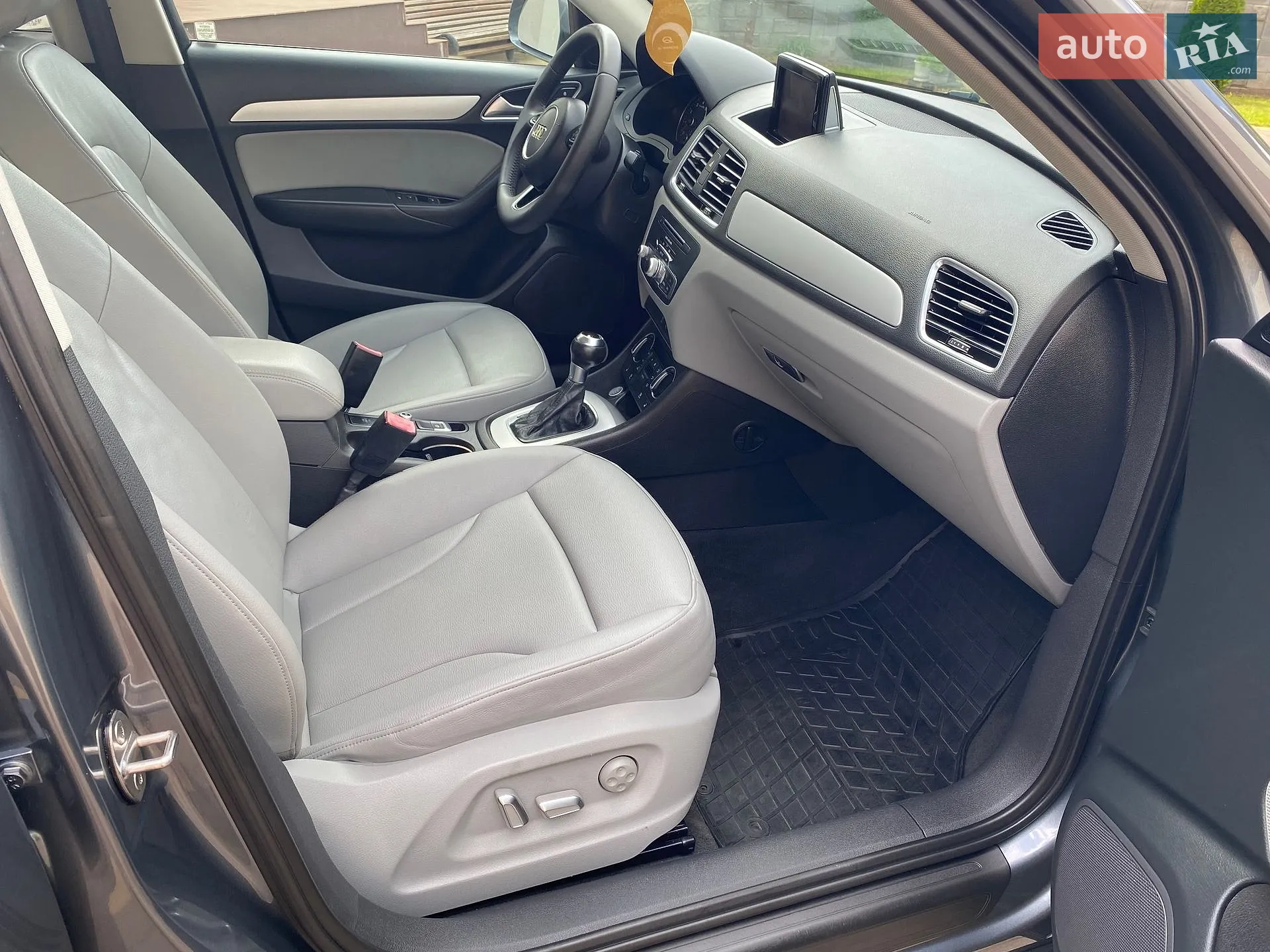 2016 Audi Q3 - мініатюра 14