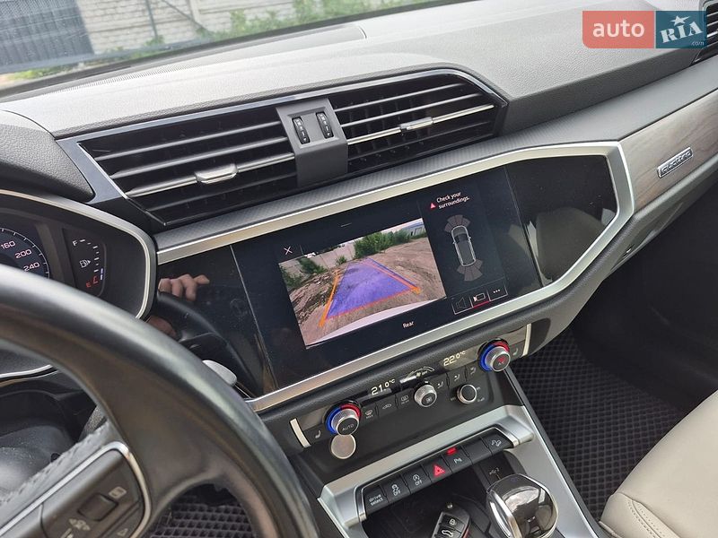 Внедорожник / Кроссовер Audi Q3 2019 в Виннице