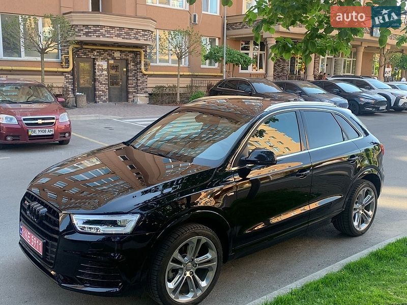 Внедорожник / Кроссовер Audi Q3 2017 в Киеве