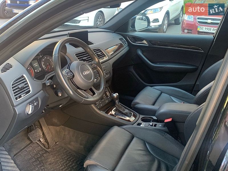Внедорожник / Кроссовер Audi Q3 2017 в Киеве