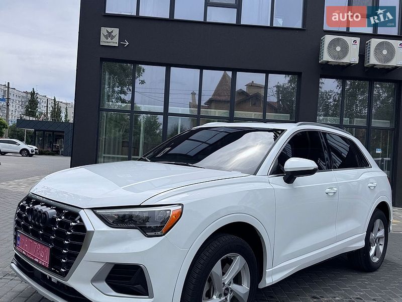 Audi Q3 2021