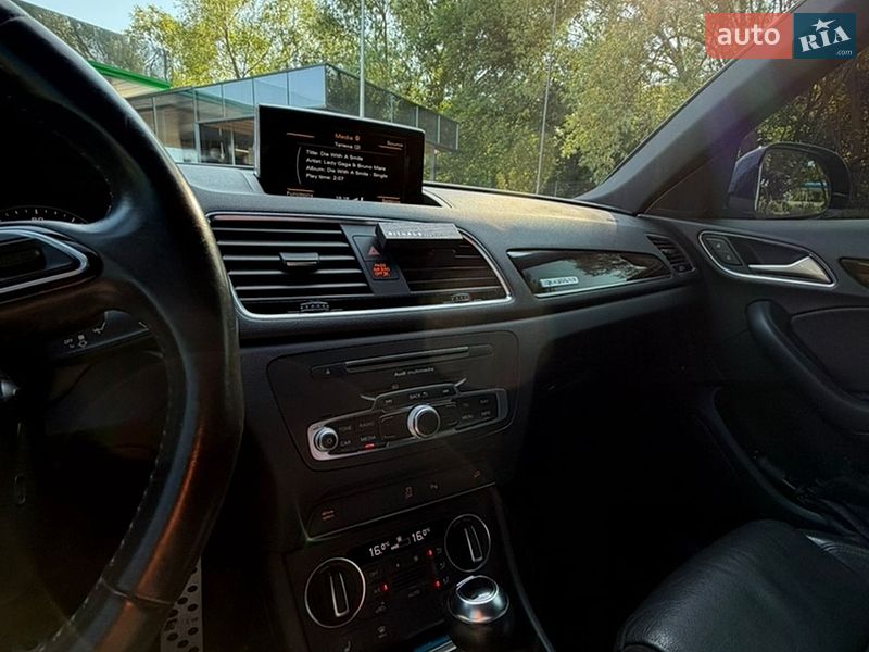 Позашляховик / Кросовер Audi Q3 2018 в Ужгороді