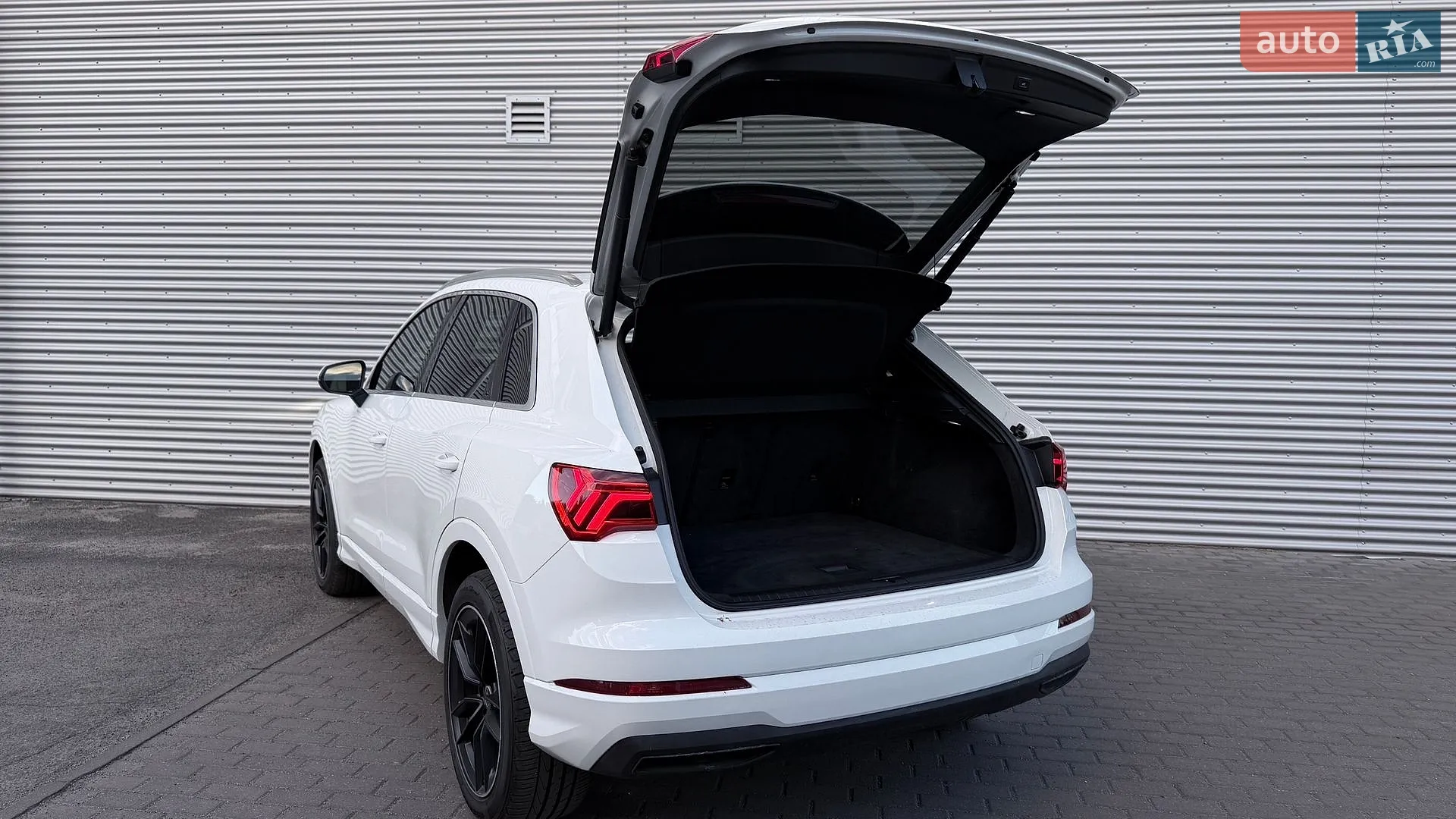 2019 Audi Q3 - мініатюра 29