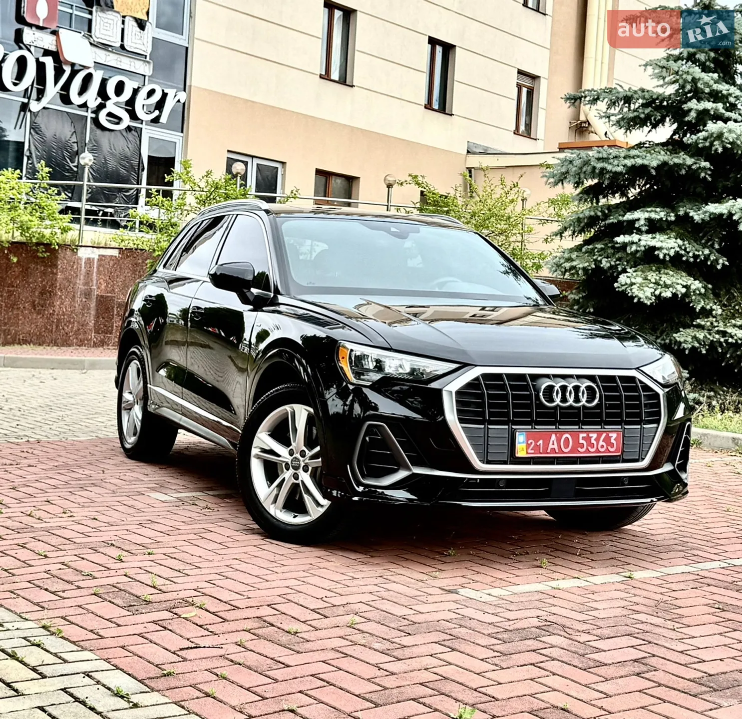 2019 Audi Q3 - мініатюра 2