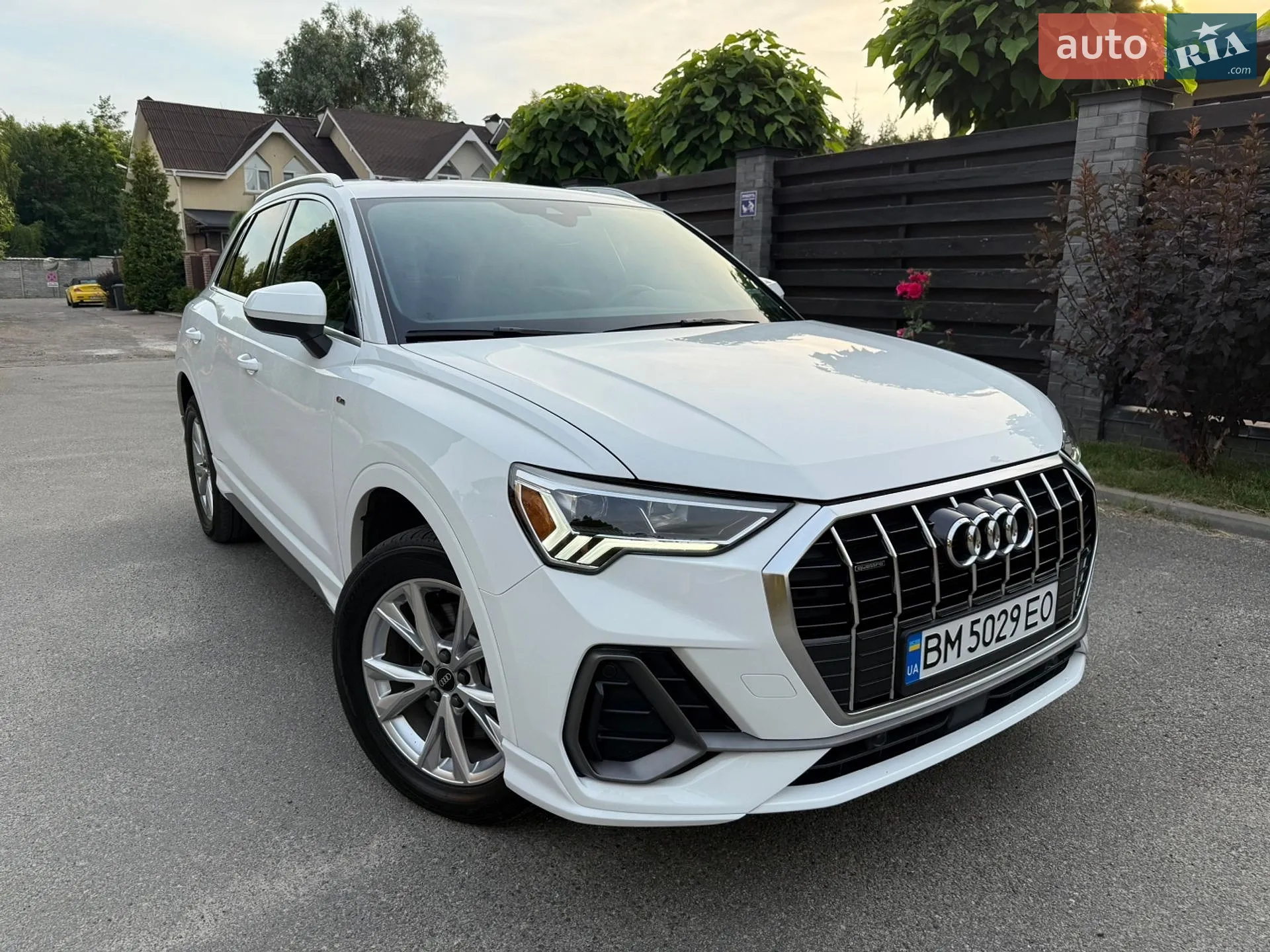 Audi Q3 2023 VIN WA1DECF33P1106205 фото оголошення 3 з 38